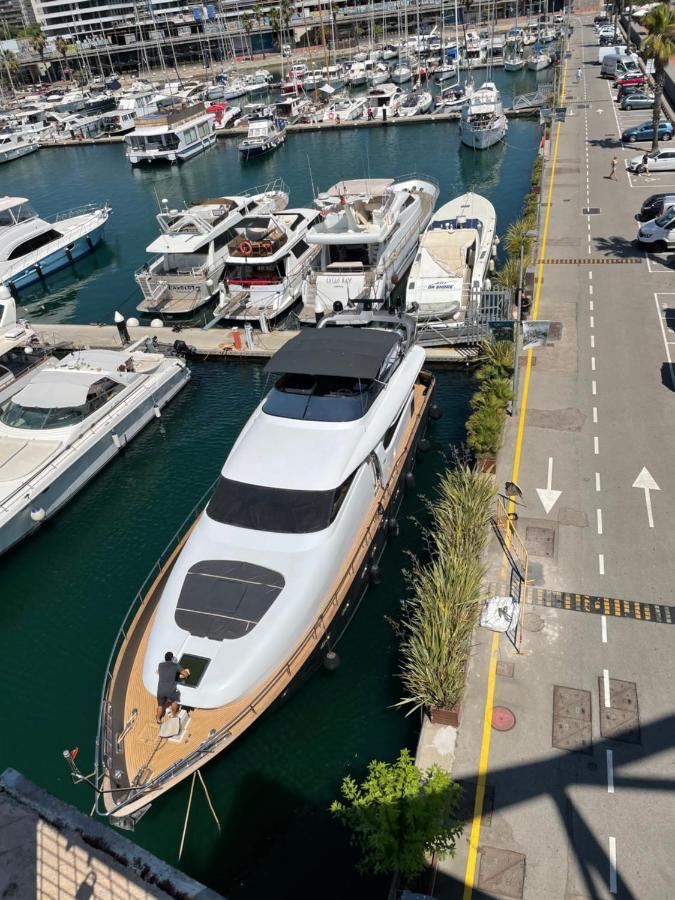 Hotel Motoryacht 21 Avec Equipage Barcelona Exterior foto