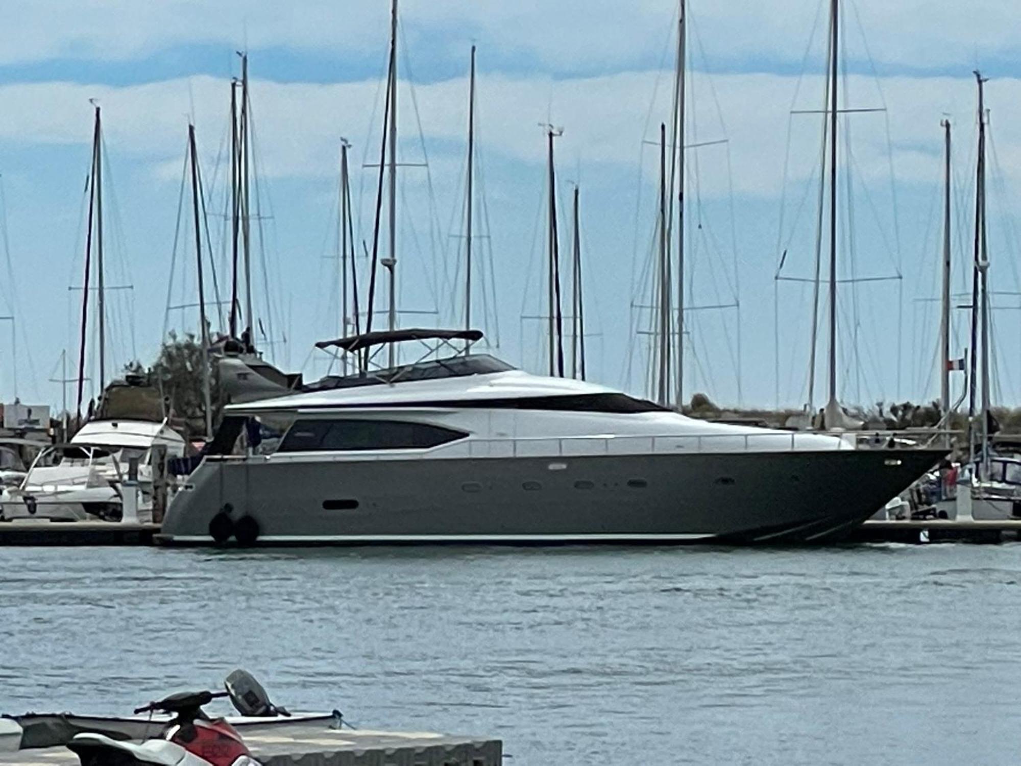 Hotel Motoryacht 21 Avec Equipage Barcelona Exterior foto
